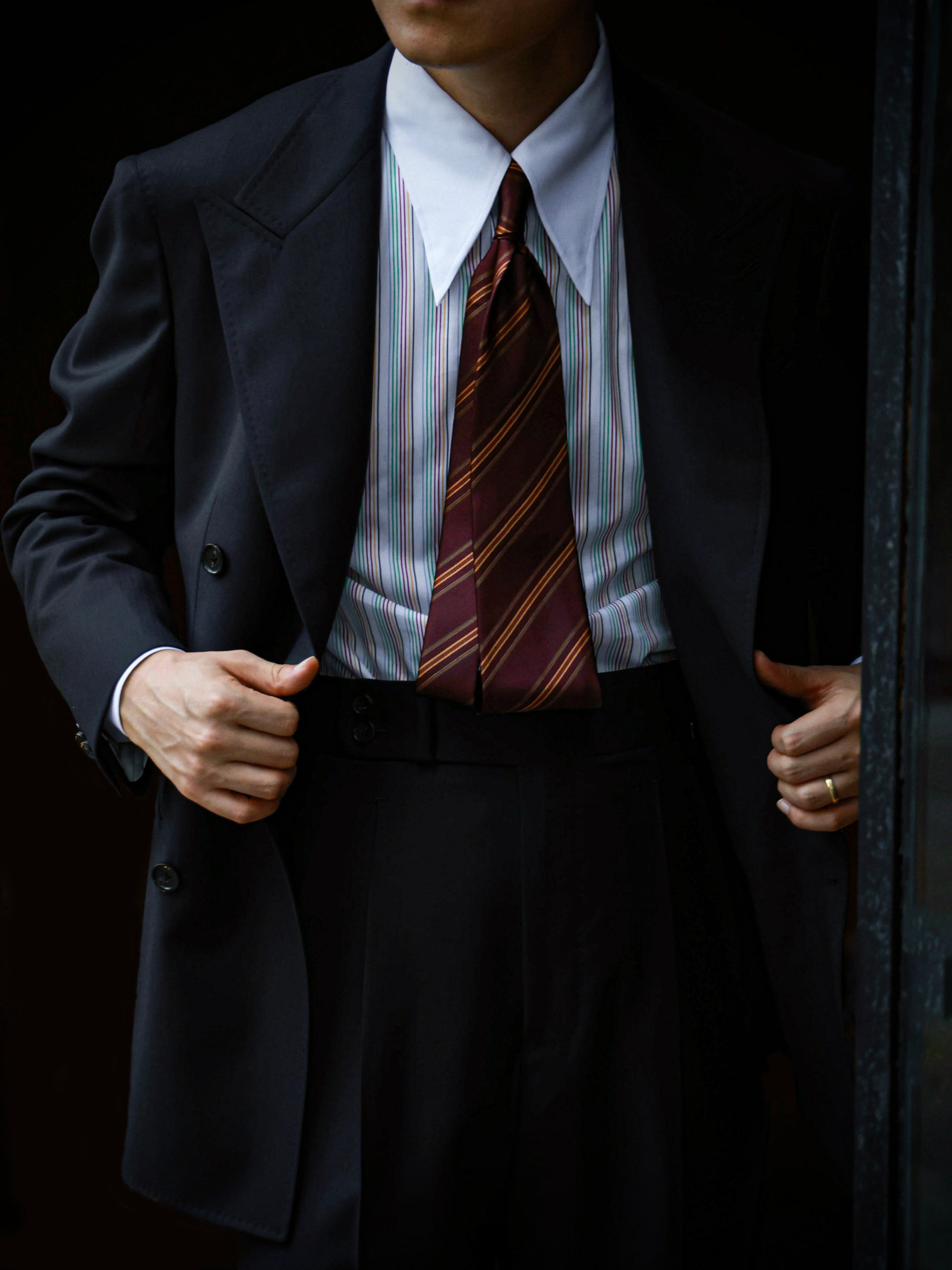 Ugentle Contrast Collar Long Point Collar Shirt — Capri Stripe