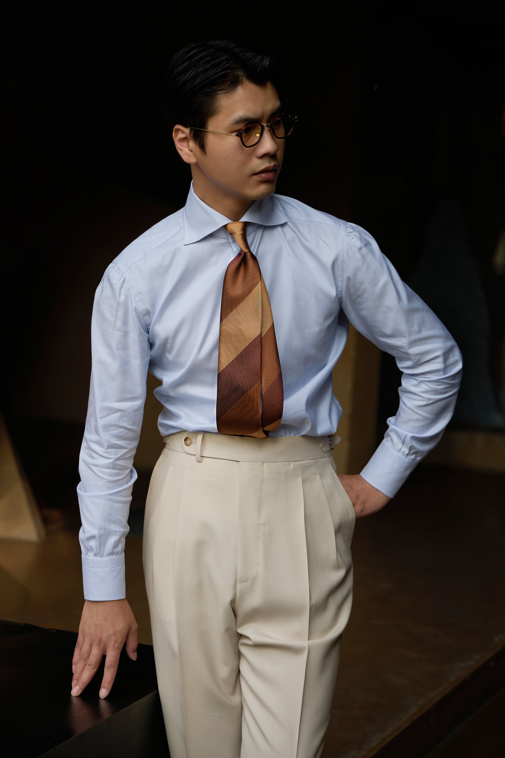 Ugentle Spread Collar Cotton/Silk Shirt — Light Blue Pencil Stripe