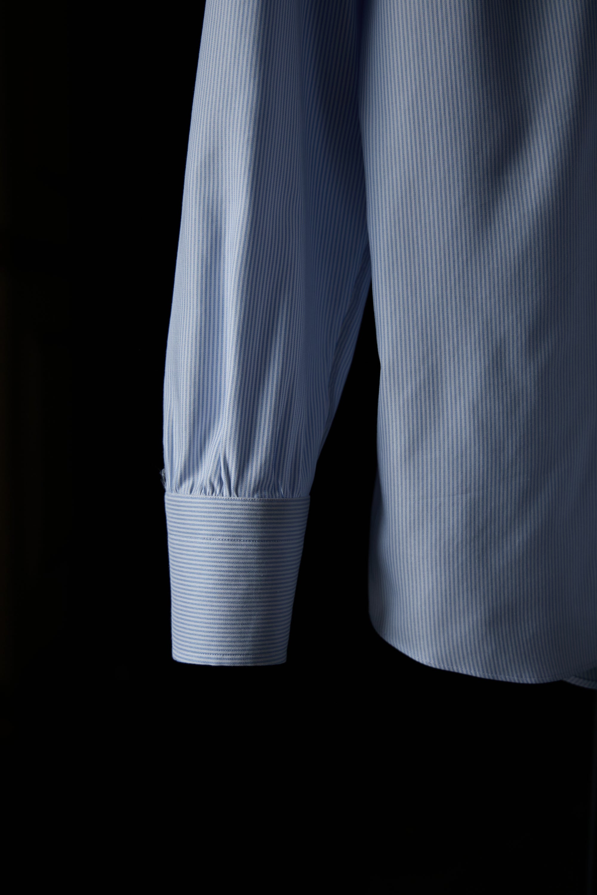 Ugentle Spread Collar Cotton/Silk Shirt — Light Blue Pencil Stripe