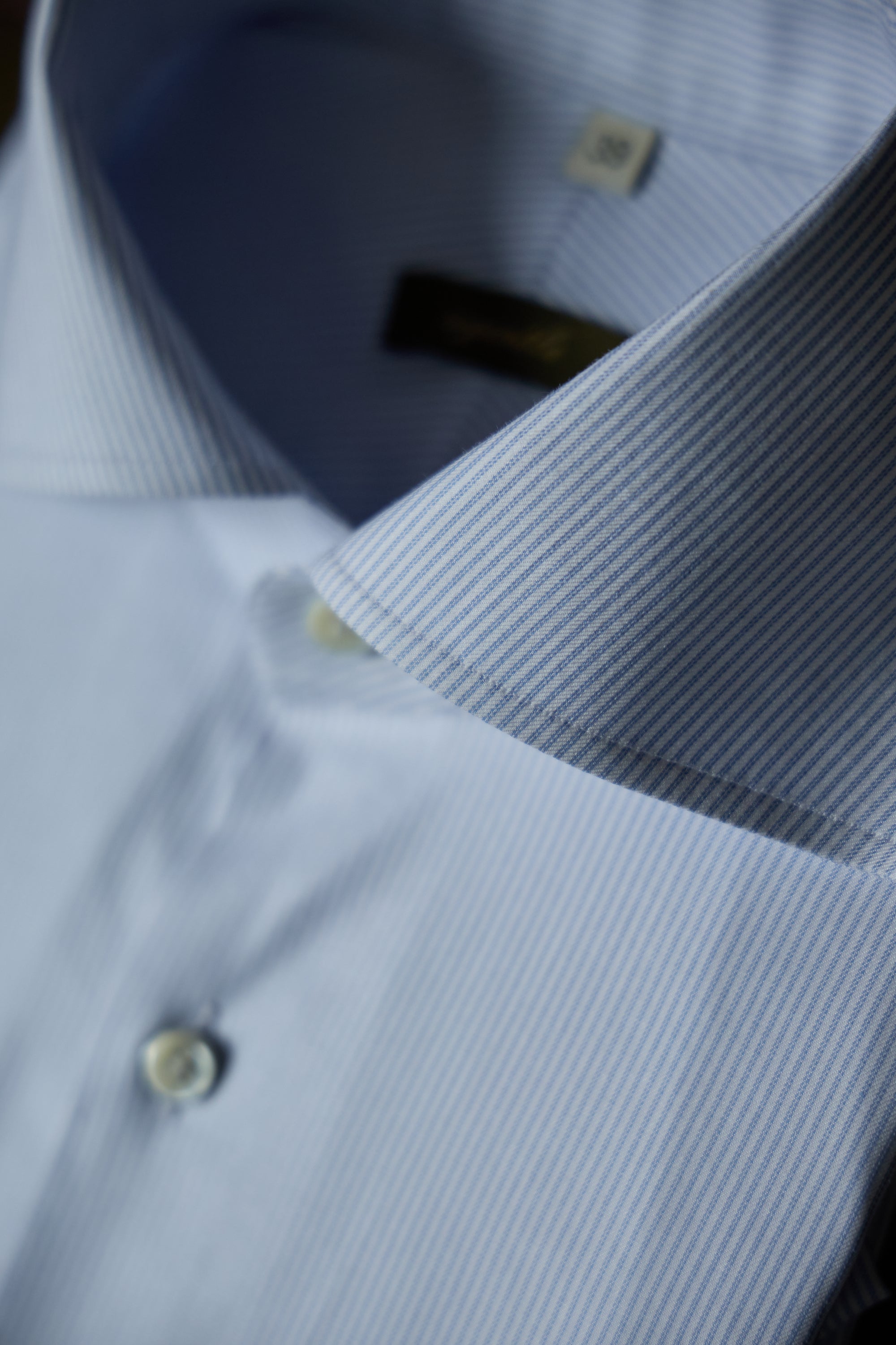 Ugentle Spread Collar Cotton/Silk Shirt — Light Blue Pencil Stripe