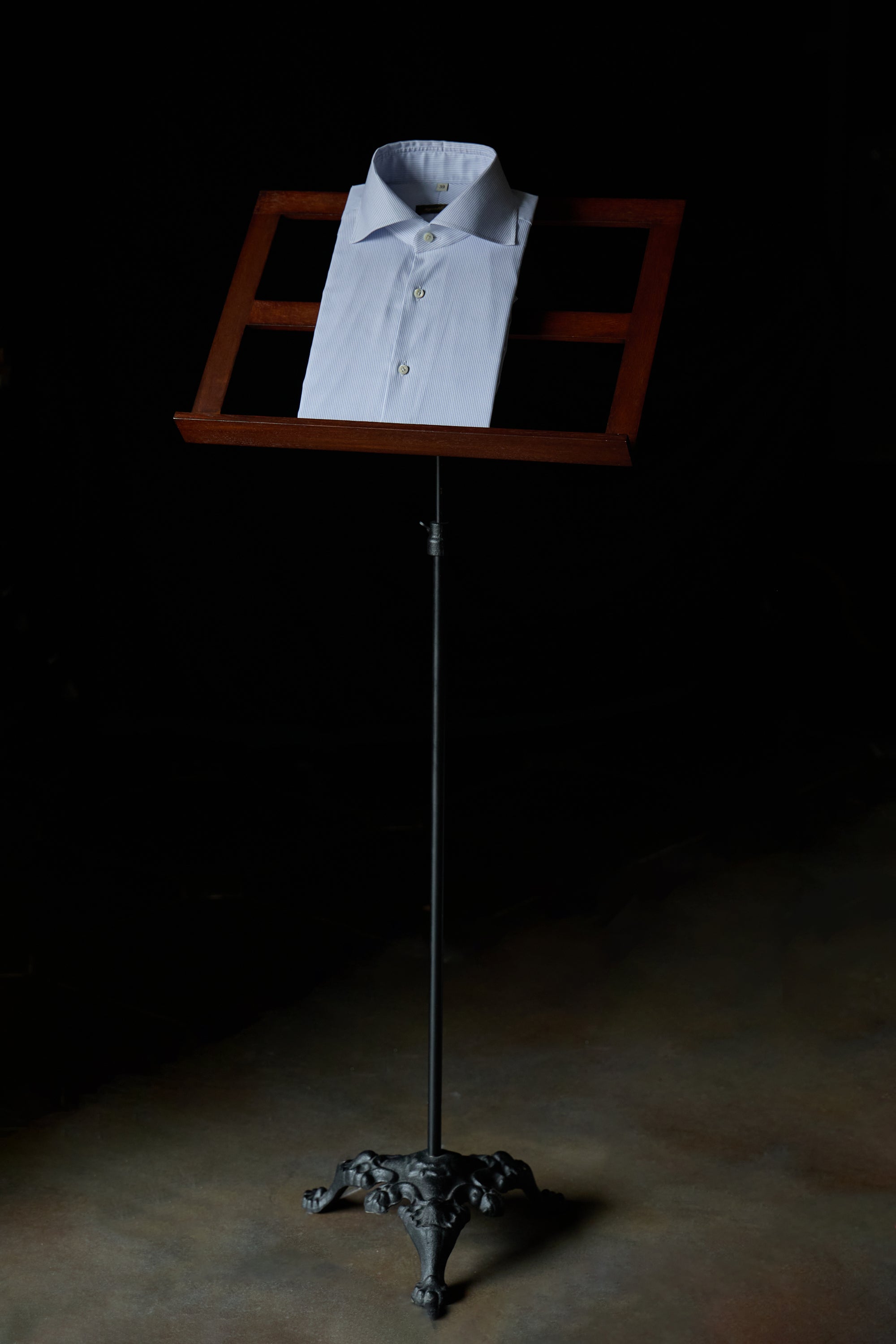 Ugentle Spread Collar Cotton/Silk Shirt — Light Blue Pencil Stripe