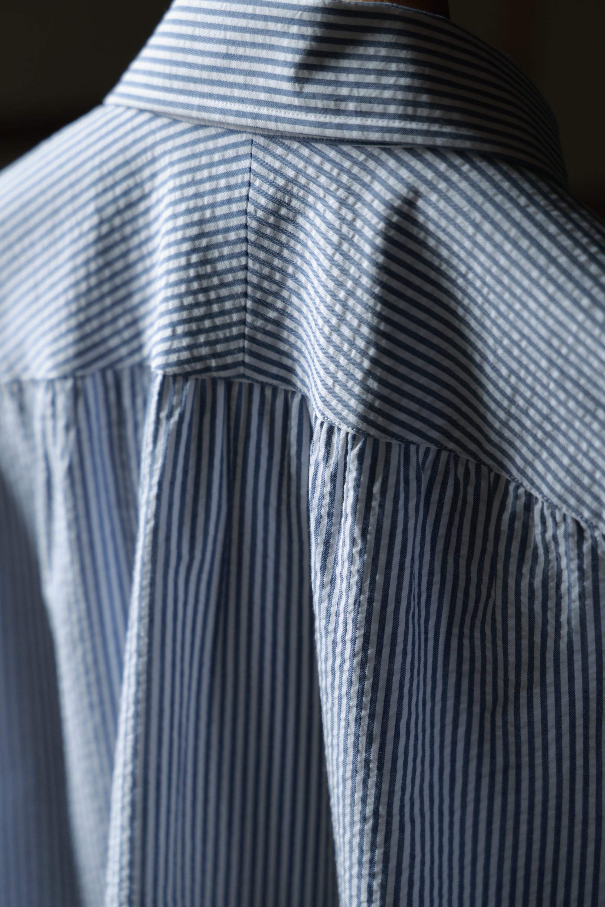 Ugentle One-piece Collar Shirt — Blue Pencil Stripe Seersucker