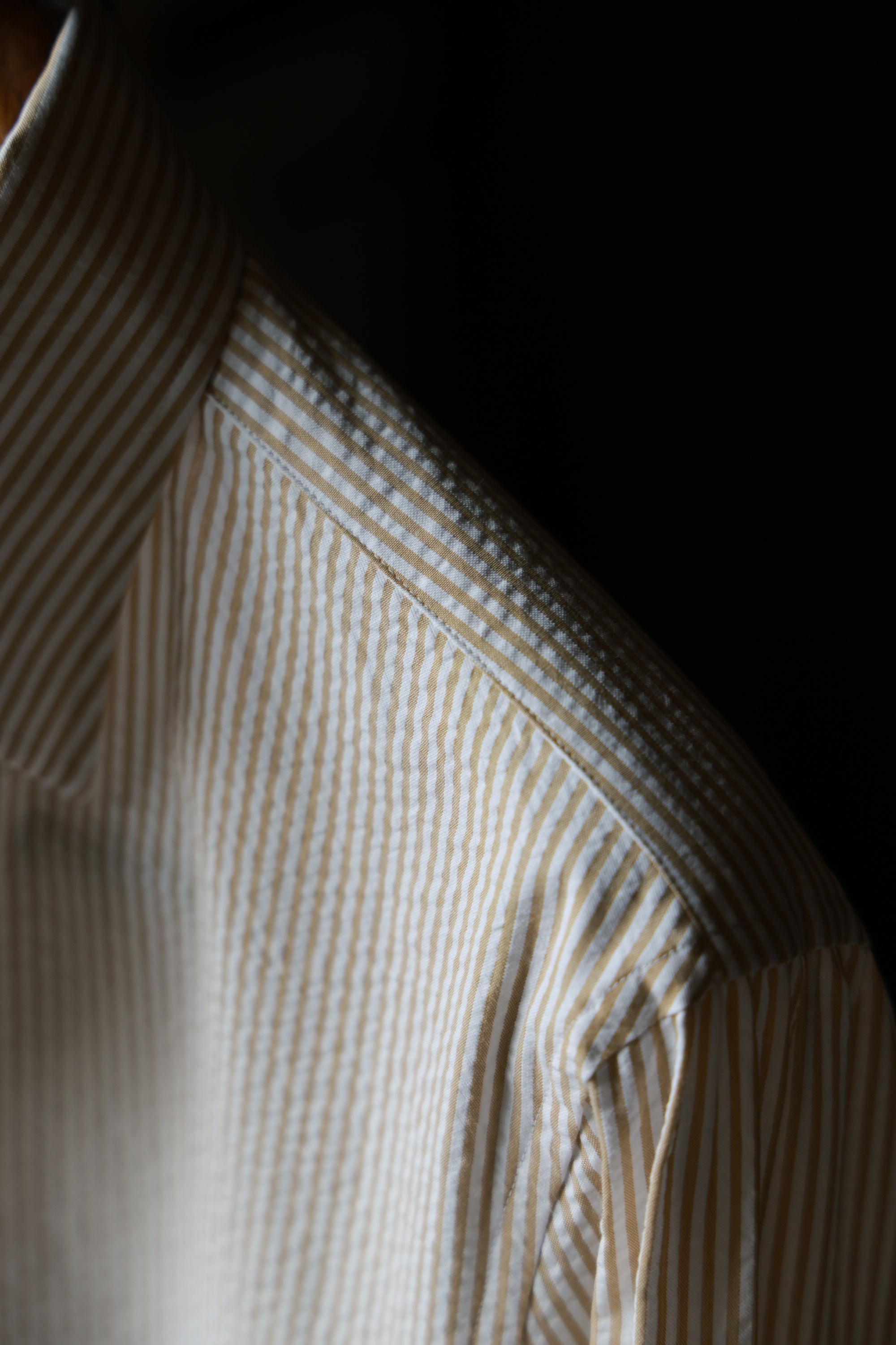 Ugentle One-piece Collar Shirt — Brown Pencil Stripe Seersucker