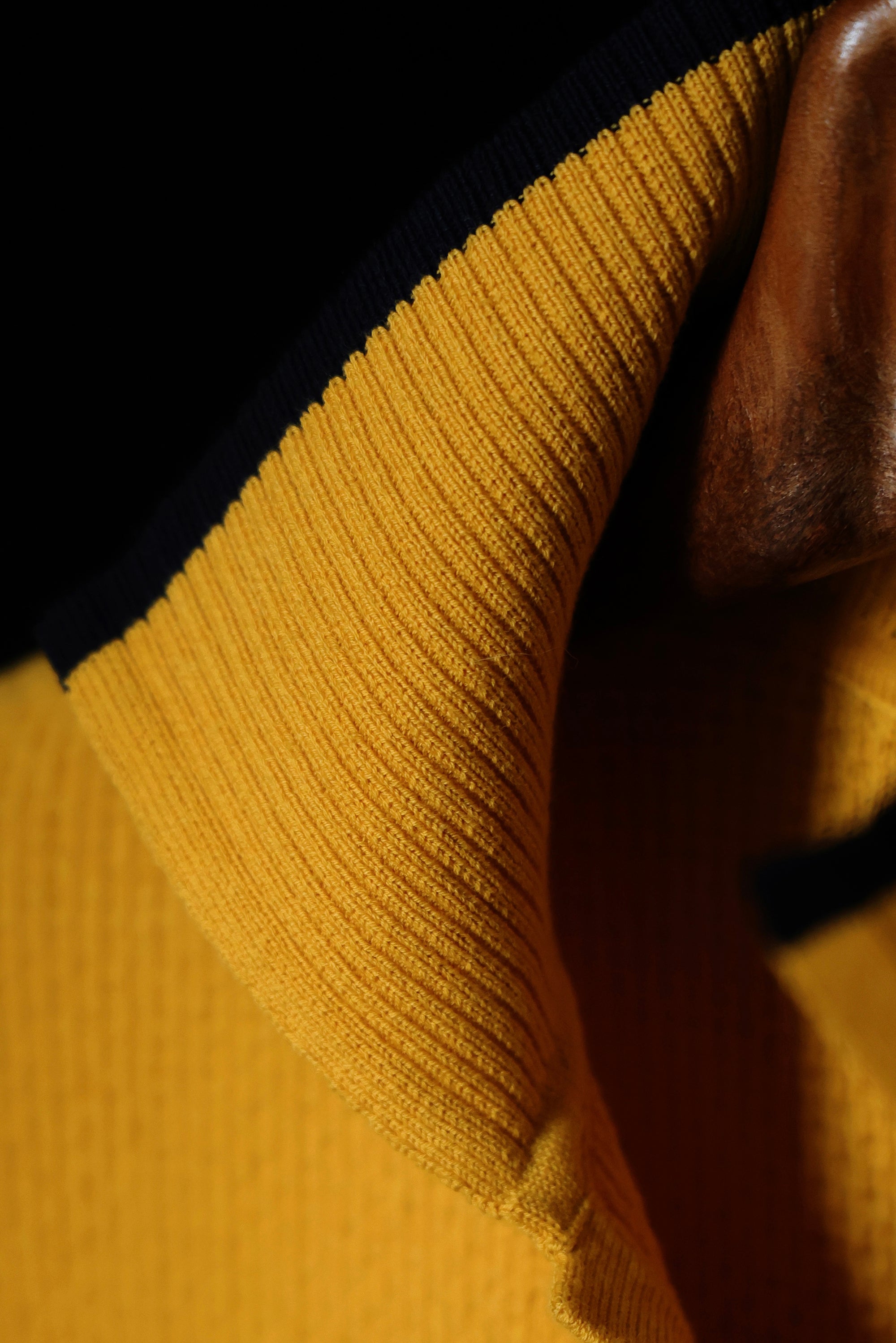 Ugentle Buttonless Cotton Knitted Polo Amber Gold