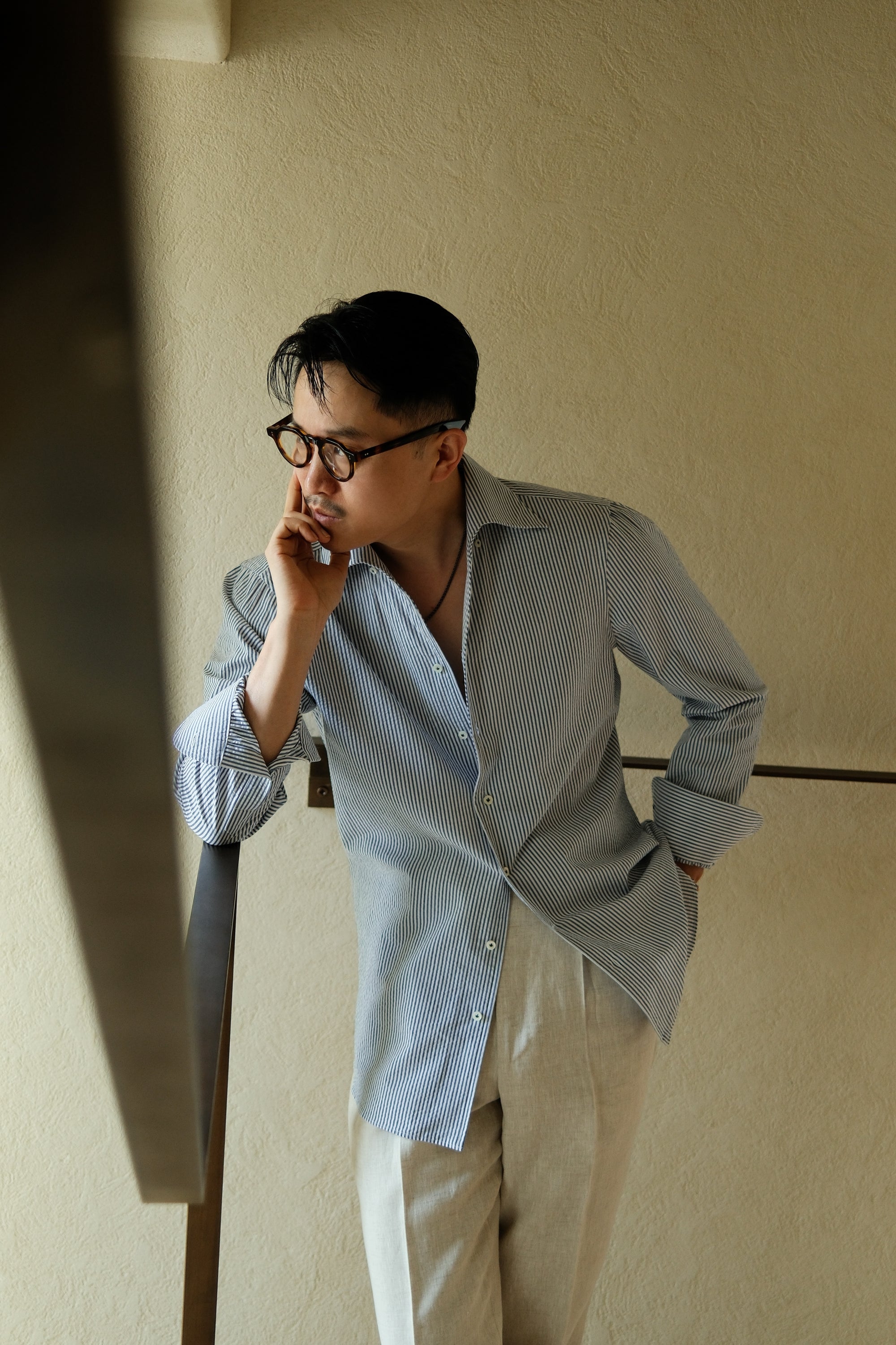 Ugentle One-piece Collar Shirt — Blue Pencil Stripe Seersucker 39 Ugentle One-piece Collar Shirt — Blue Pencil Stripe Seersucker 39