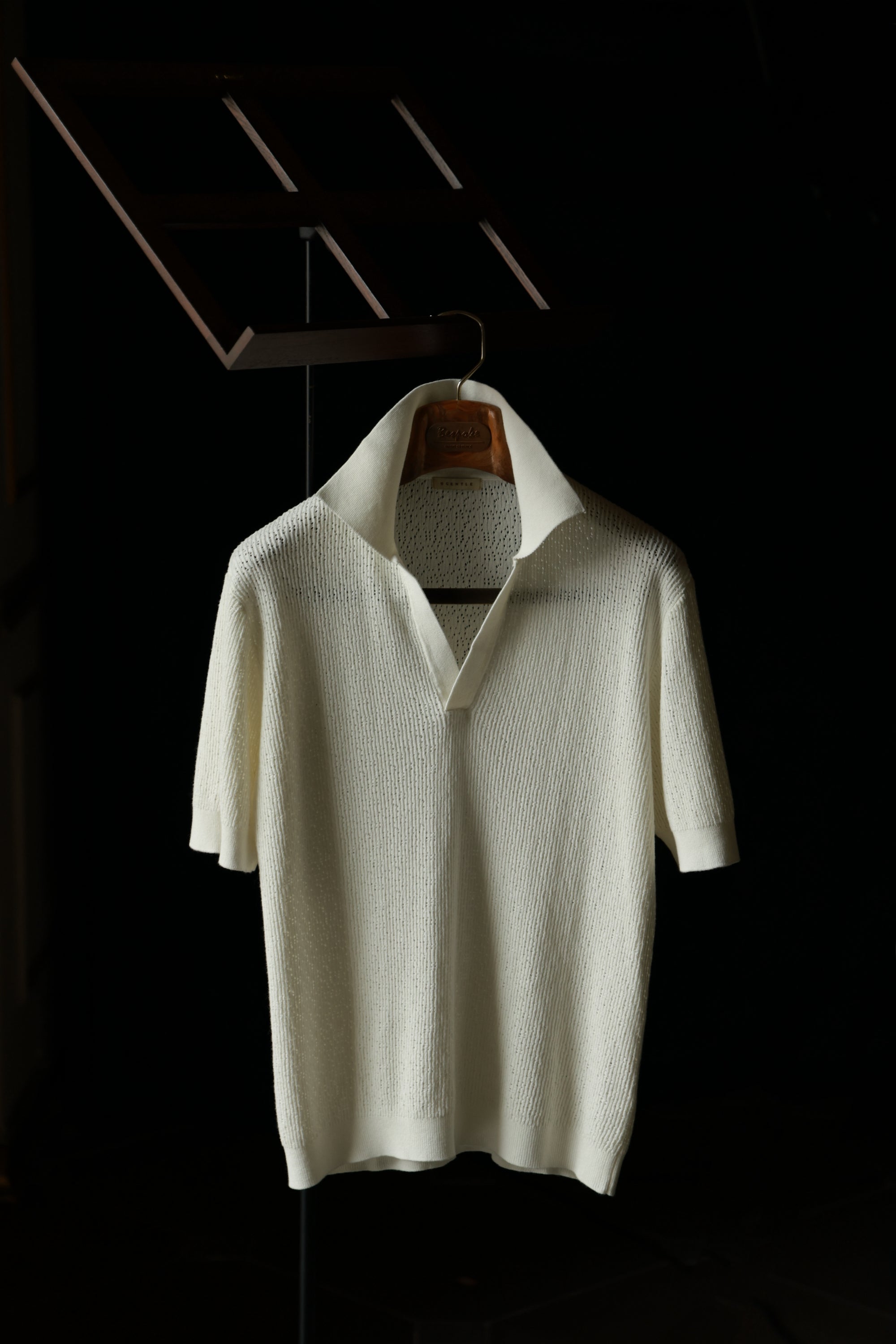 Ugentle Crochet Open Collar Cotton Knitted Polo Off White