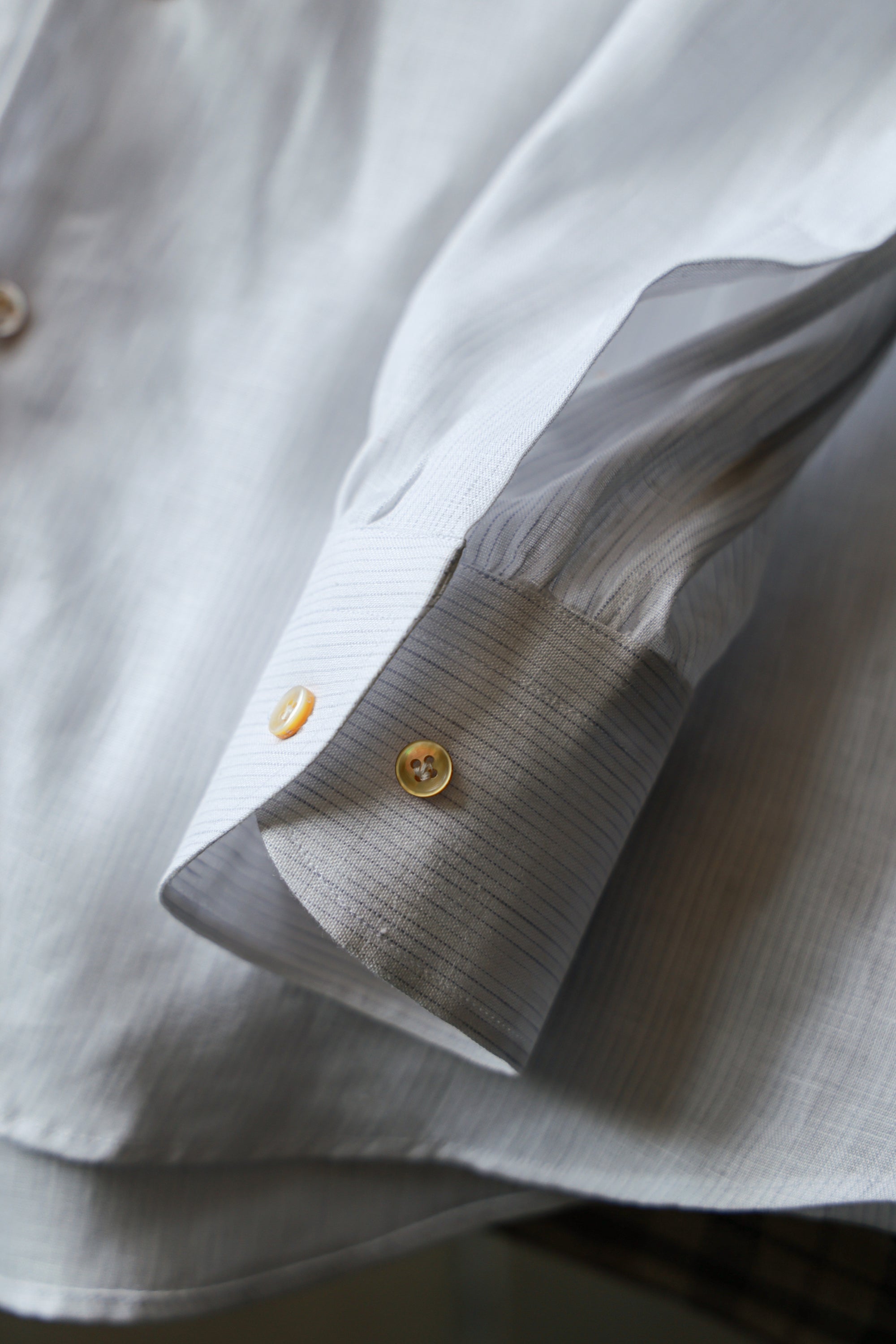 Ugentle One-piece Collar Linen Shirt — Neutral