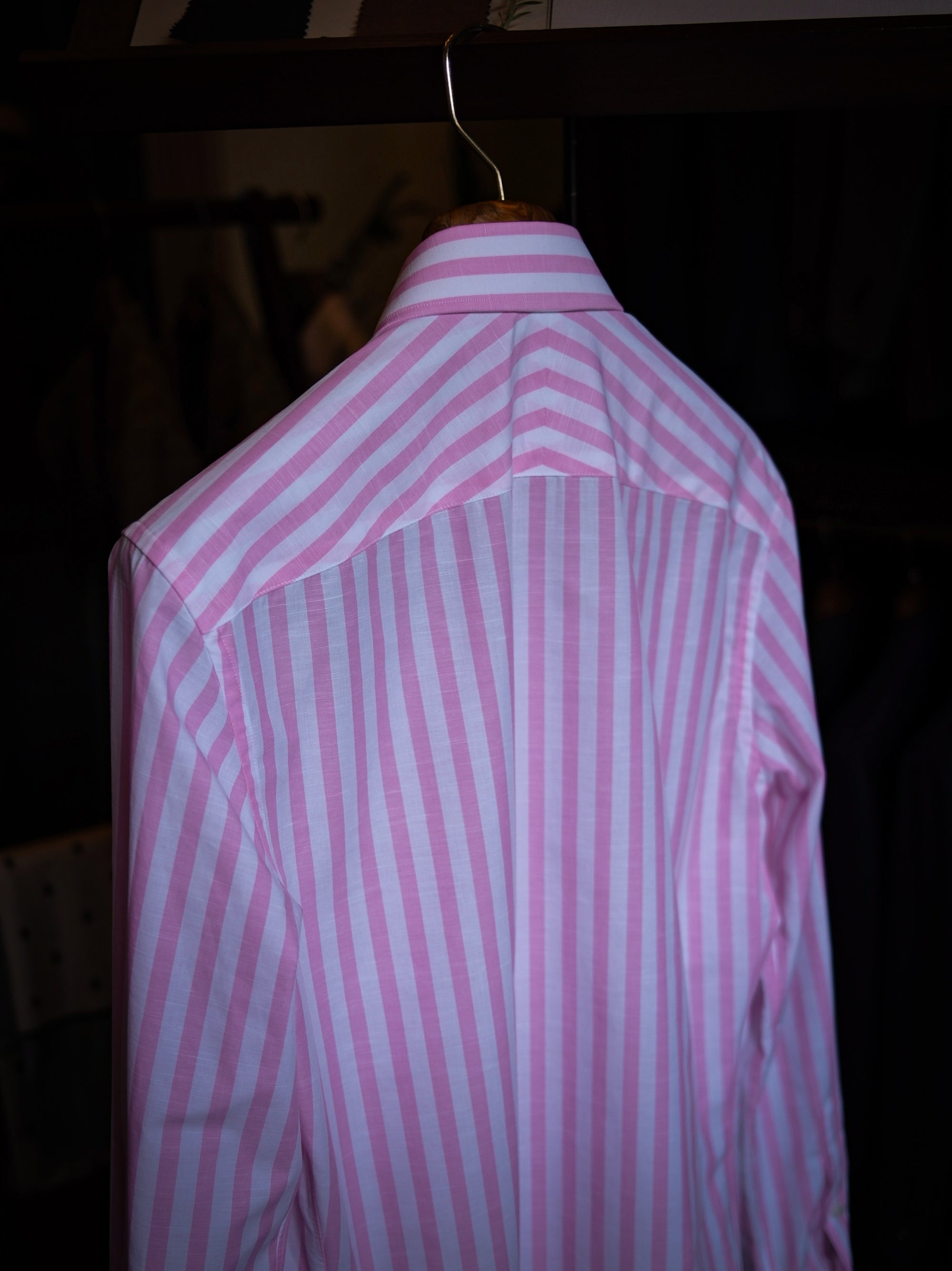 Ugentle Spread Collar Shirt — Pink wide stripe