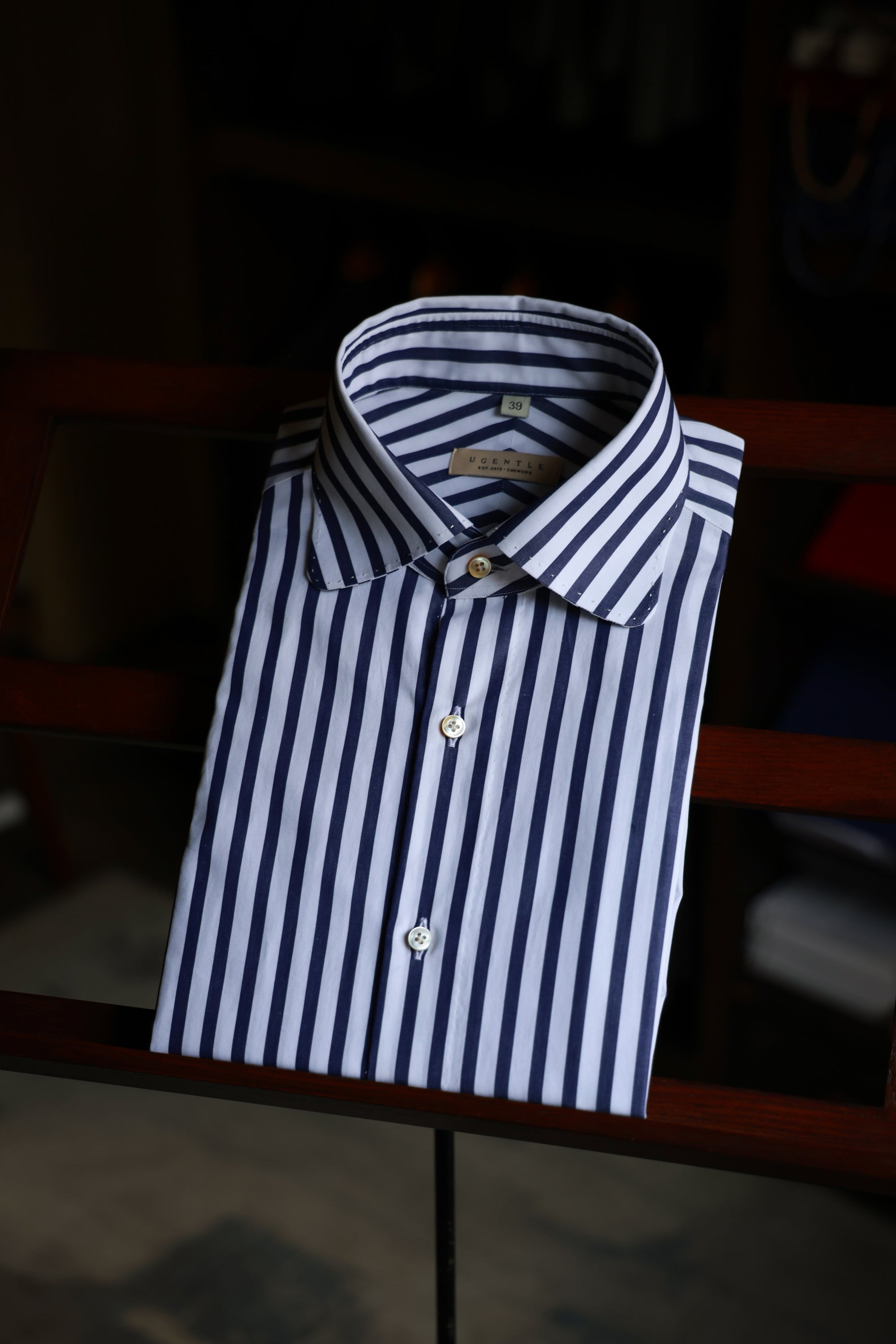 Ugentle Handcrafted Spread Collar Shirt — Blue stripe
