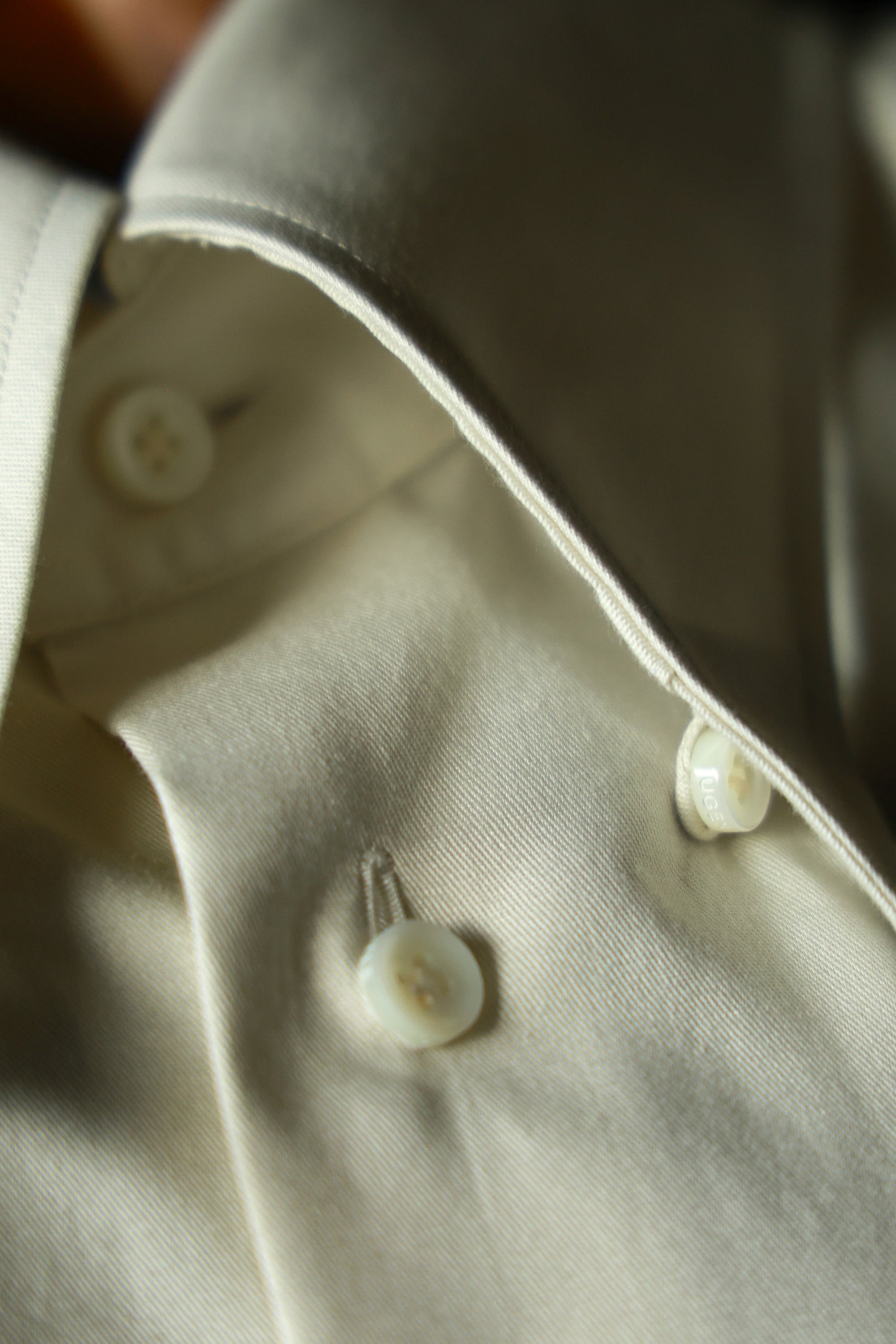 Ugentle Long Point Collar Shirt — Pearl White
